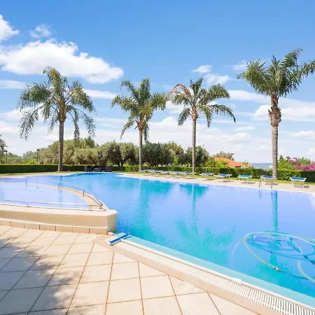 Capo Vaticano In Ricadi With Shared Pool Apartment *